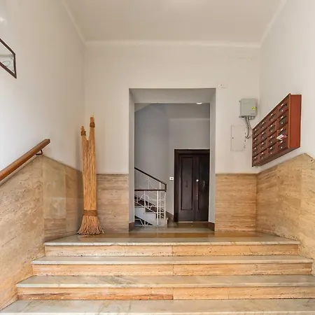 Apartment Saturno *